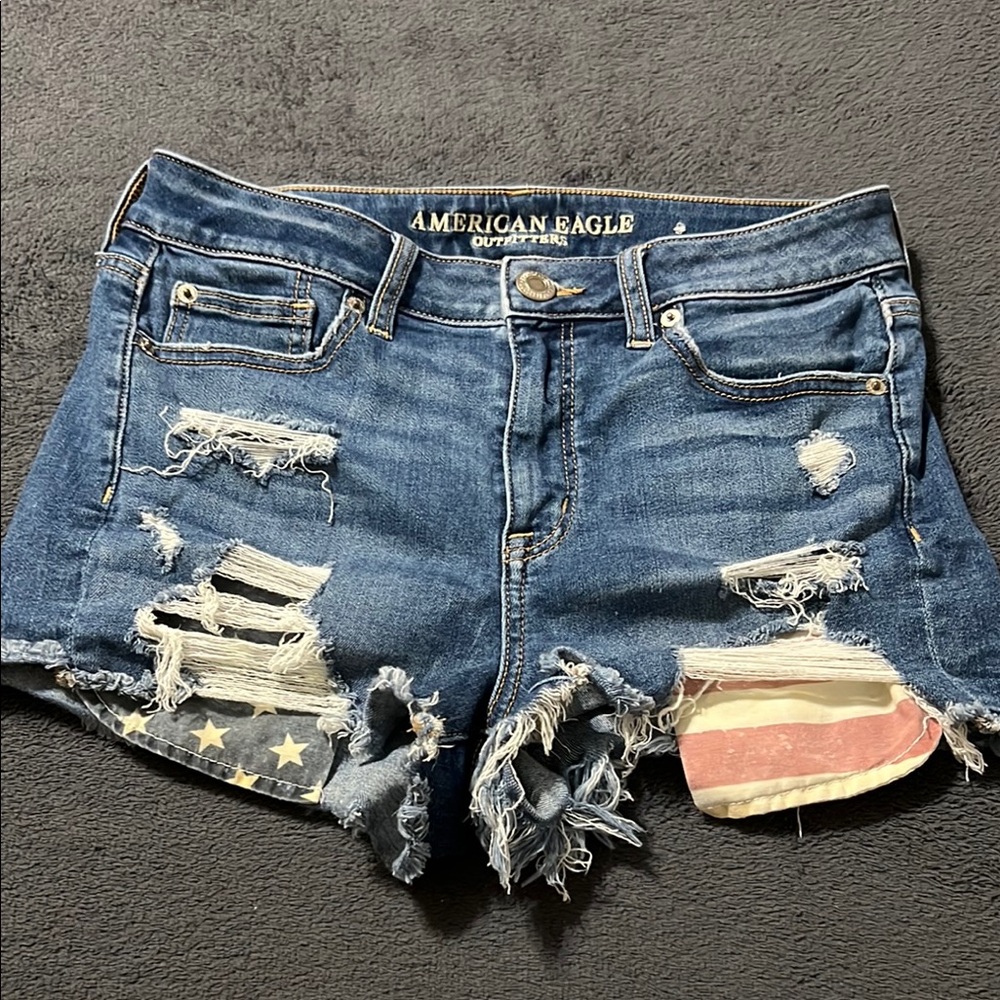 American Eagle stars and stripes pockets short distressed booty shorts women’s 8